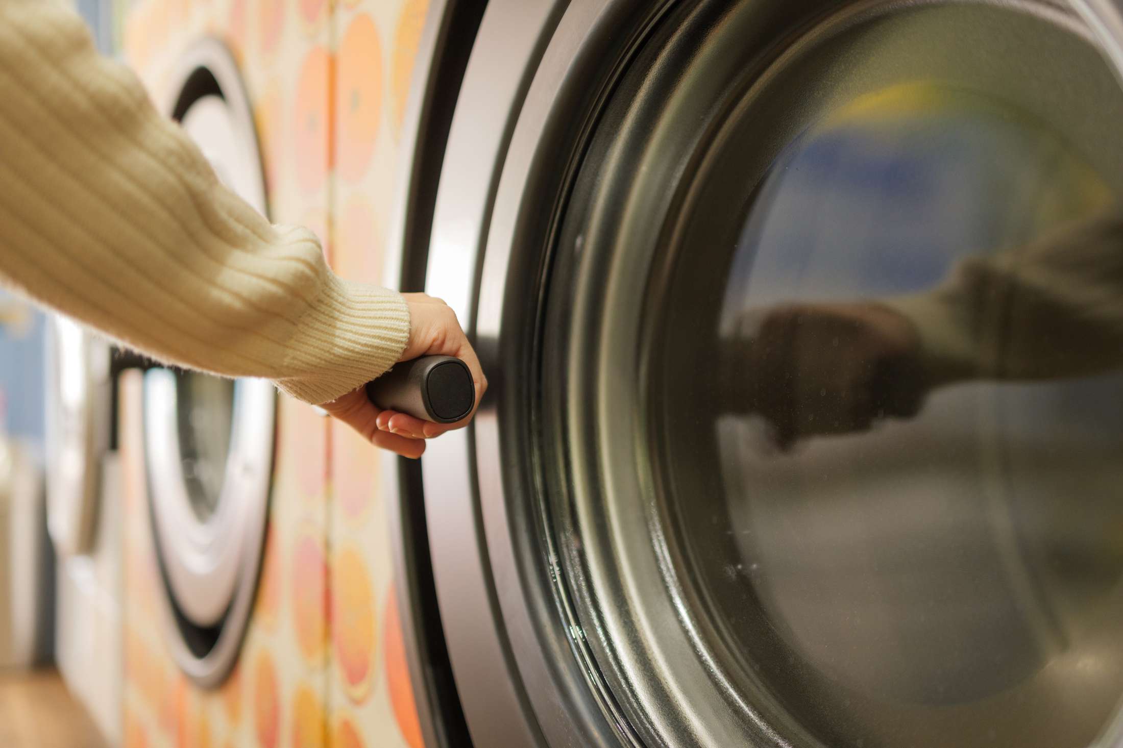 こだわりのマシンを用意して営業 | 京都府京都市のコインランドリーならlaundromat(ランドロマット)西京極